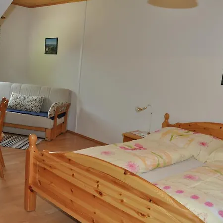Naturpark Bauernhof Sperl Farm stay Mariahof