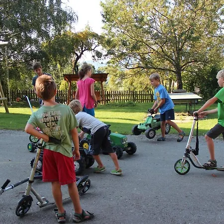 Farm stay Naturpark Bauernhof Sperl *